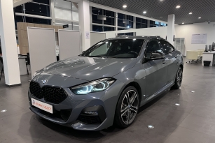 BMW 218I