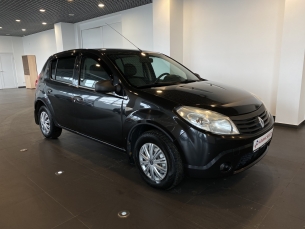 RENAULT SANDERO