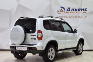 CHEVROLET NIVA