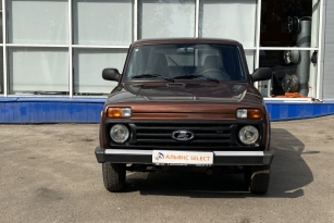 LADA 2121