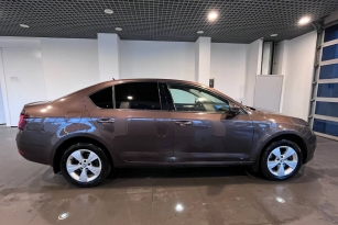 SKODA OKTAVIA