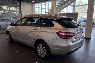 LADA VESTA