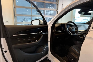 GEELY MONJARO (KX11)