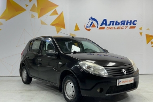 RENAULT SANDERO