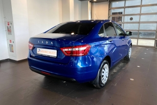 LADA VESTA