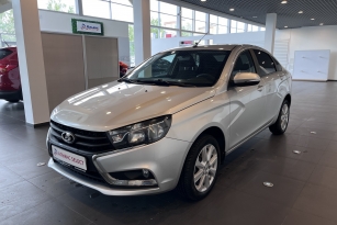 LADA VESTA
