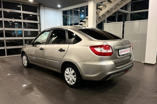 LADA GRANTA