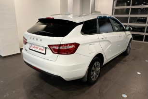 LADA VESTA