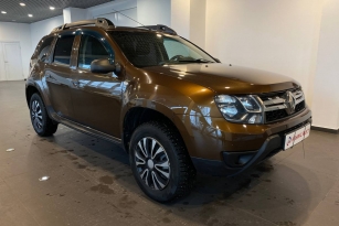 RENAULT DUSTER