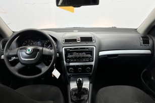 SKODA OKTAVIA