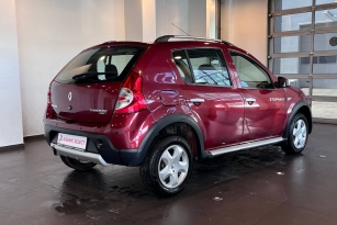 RENAULT SANDERO