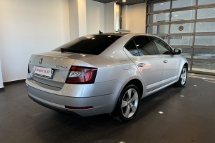 SKODA OKTAVIA