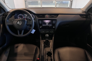 SKODA OKTAVIA