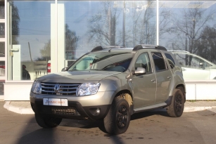 RENAULT DUSTER