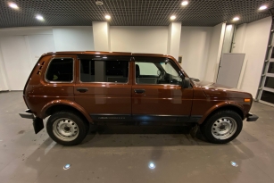 LADA 2131 (4X4)