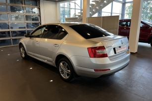 SKODA OKTAVIA