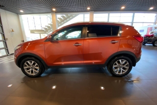 KIA SPORTAGE S