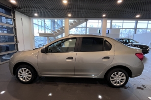 RENAULT LOGAN