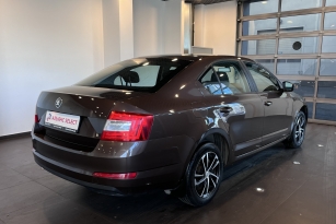 SKODA OKTAVIA