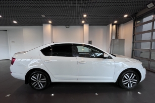 SKODA OKTAVIA