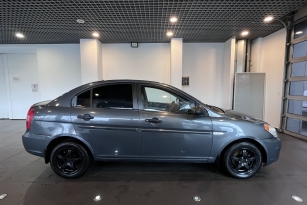 HYUNDAI VERNA