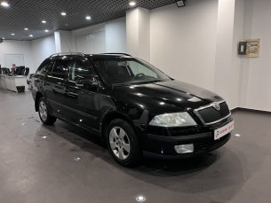 SKODA OKTAVIA