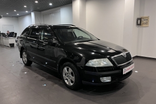 SKODA OKTAVIA
