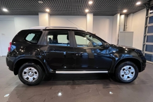 NISSAN TERRANO