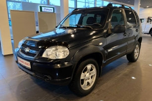 CHEVROLET NIVA