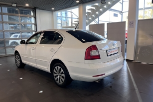 SKODA OKTAVIA