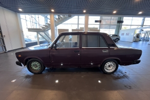 LADA 2107