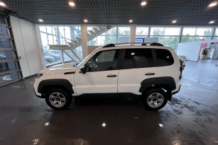 LADA NIVA TRAVEL