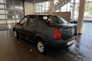 RENAULT LOGAN