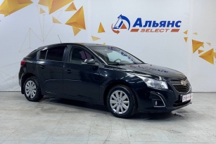 CHEVROLET CRUZE