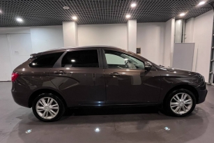 LADA VESTA