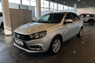 LADA VESTA