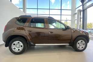 RENAULT DUSTER