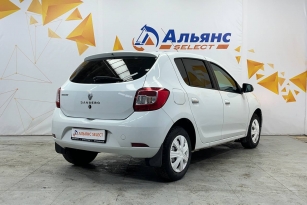 RENAULT SANDERO