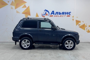 LADA 2121 (4X4)