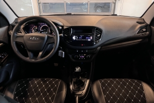 LADA VESTA