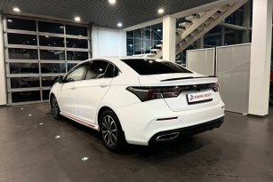 OMODA S5