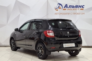 RENAULT SANDERO
