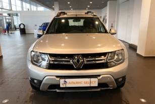 RENAULT DUSTER