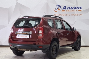 RENAULT DUSTER