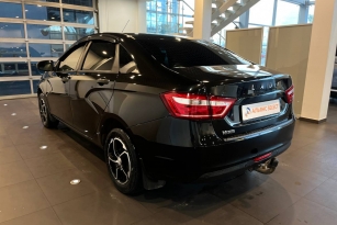 LADA VESTA