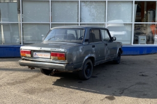 LADA 2107