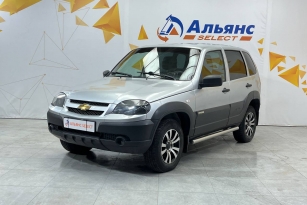 CHEVROLET NIVA