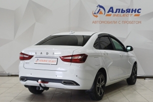LADA VESTA