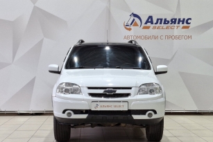 CHEVROLET NIVA