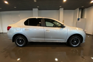 RENAULT LOGAN